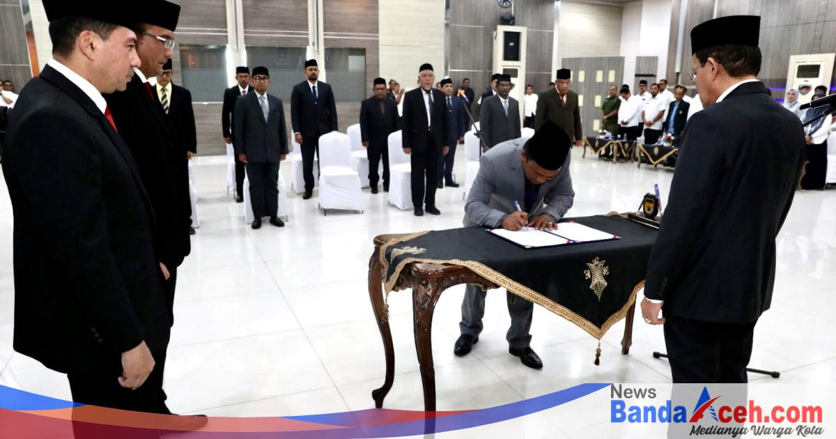 Pj Wali Kota Amiruddin Lantik Pejabat Eselon Ii News Banda Aceh